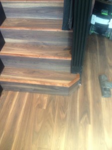 10MM/8MM Rich Walnut Laminate