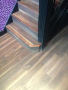 10MM/8MM Rich Walnut Laminate