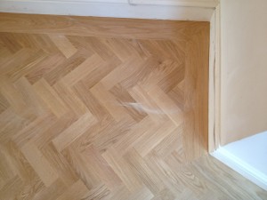 Parquet Flooring Herringbone solid Oak